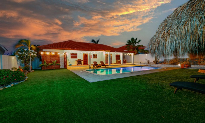Boroncana House | Stylish Villa w/Private, Luxurious Pool