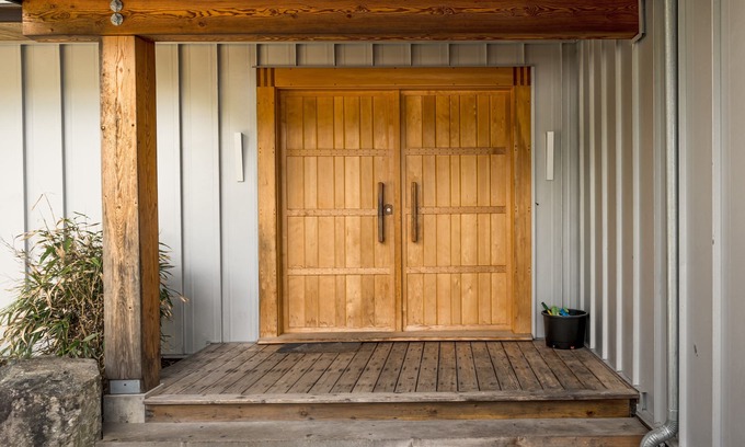 Britannia Beach Cabin | Stylish West Coast modern cabin in the mountains