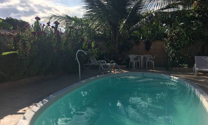 Bairro da Enseada Bed & Breakfast | Suíte 5 com piscina e wi-fi em Caraguatatuba