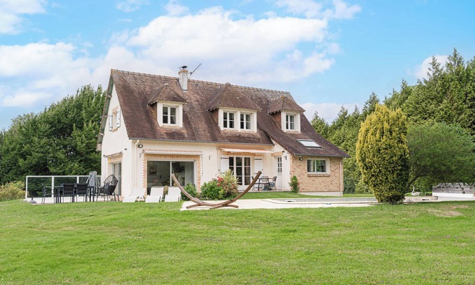 Englesqueville-en-Auge House | Sublime House with Swimming Pool and Padel Court