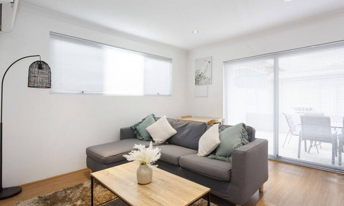 Victoria Park Apartment | Suburban Living - 2 bedroom apartment Victoria Park