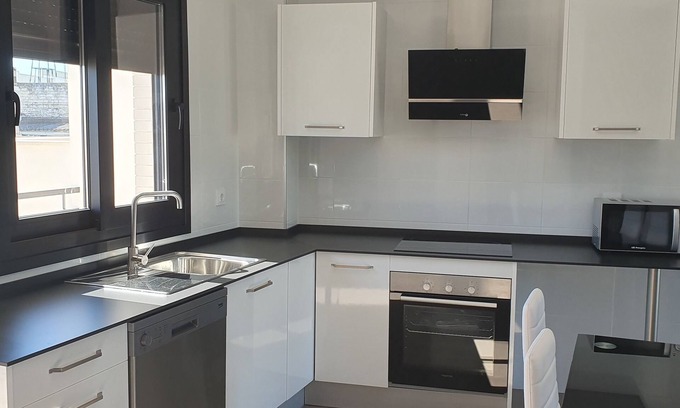 San Jose de La Rinconada Apartment | SUITABLE. RICARDO 8 KM FROM SEVILLA NEXT TO THE NEARBY STATION