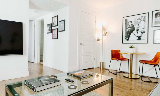 Edgehill Apartment | Suite 108: Luxe Music Row Stay, Walk to Gulch!