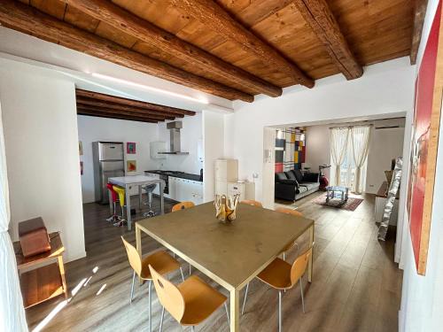 Citta Bassa Apartment | Suite & Charme in un palazzo storico di Bergamo
