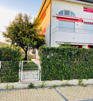 Marina di Montenero Apartment | SUITE GARDEN-MARINA SVEVA