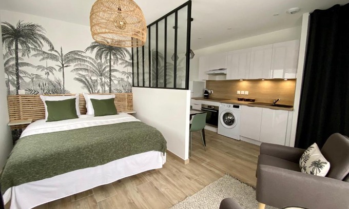 Stuckange Apartment | Suite les Cèdres d'Or