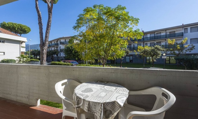 Marina di Massa Apartment | Suite Mare 7 By MMega