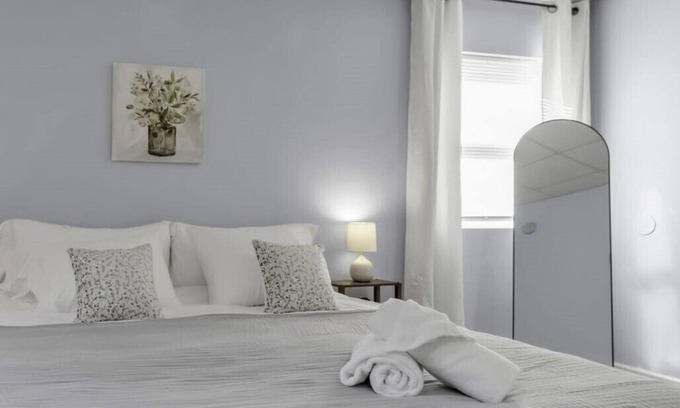 Akron Apartment | Suite Retreat: quiet comfort on walkable village lane