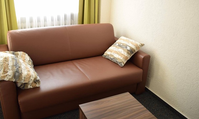 Seelbach-Schutter House | Suite Shower / WC - Hotel-Restaurant Zum Stern