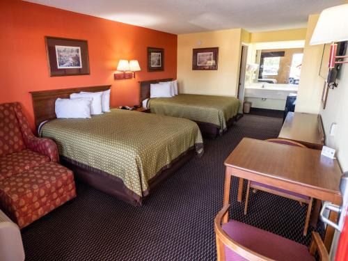 Hawkinsville Hotel | Suites inn