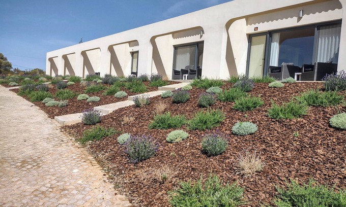 Moncarapacho e Fuseta House | Suites Sunny Hill for a wonderful, carefree vacation in the Algarve