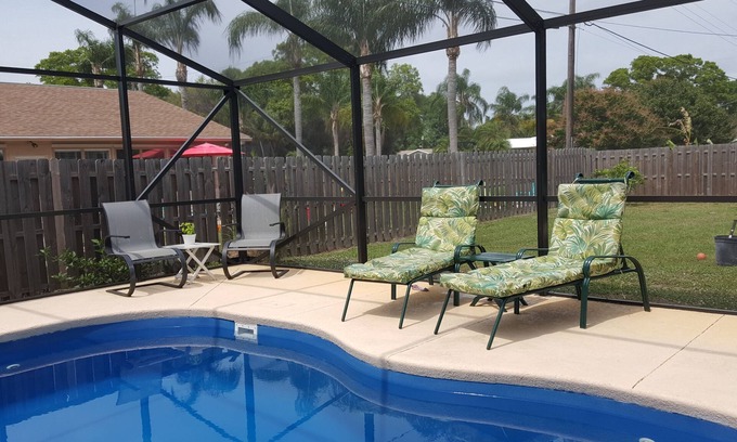 South Venice House | SUMMER 2024 BOOKING NOW while you house hunt for your own piece of paradise