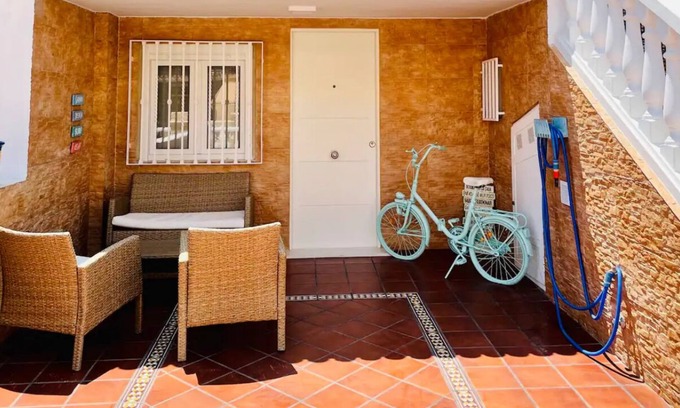 Playa Pobla de Farnals Apartment | Summer Beach House