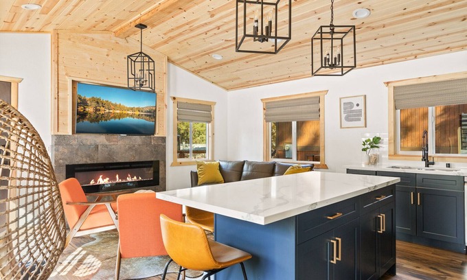 Big Bear Lake House | Summer cabin next to the Village total cabin AC!