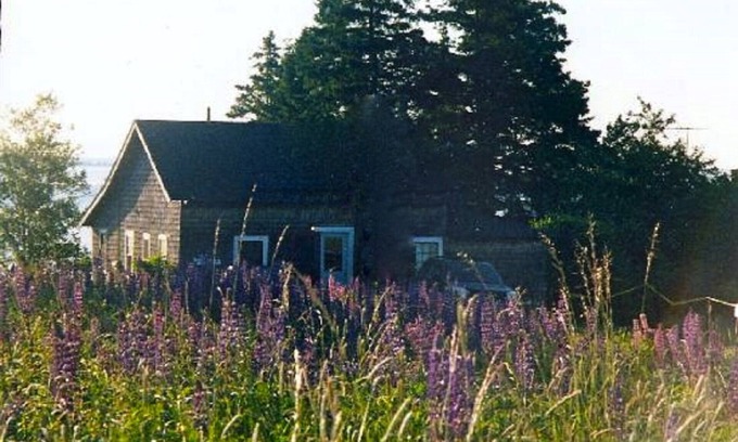 Brooklin Cottage | Summer Cottage In Exquisite Coastal Maine Spot