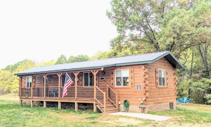 Necedah Cabin | Summer Fun in Necedah WI at Lazy Moose Lodge!