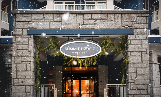 Village North Hotel | Summit Lodge Boutique Hotel