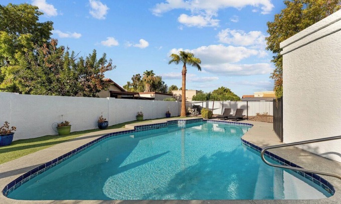 Mesa House | Sumptuous 4BR house w/Private Heated Pool