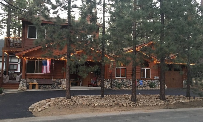 Boulder Bay Cabin | SUN & FUN@Little Lodge/great rates, reviews, big smiles, laughs,family time🤩