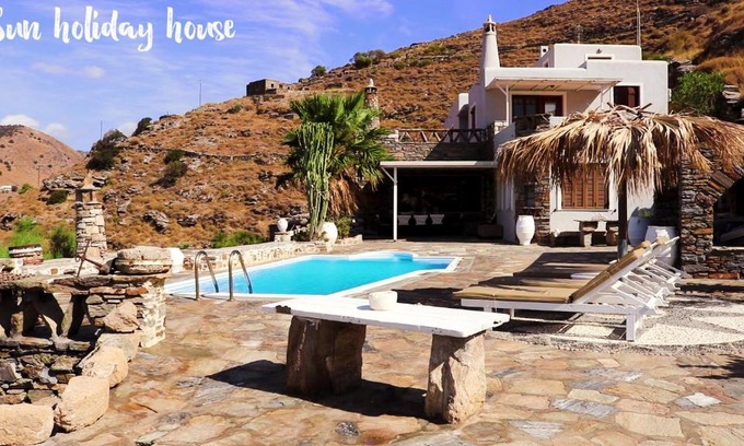 Pisses Villa | Sun Holiday House