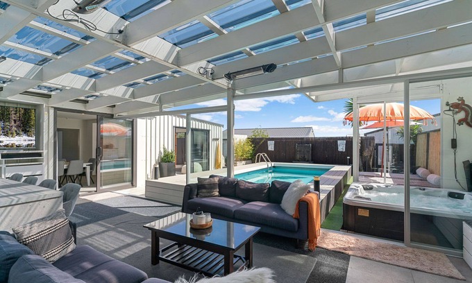 Mangawhai Heads House | Sun Kissed Pool Villa - Mangawhai Holiday Home