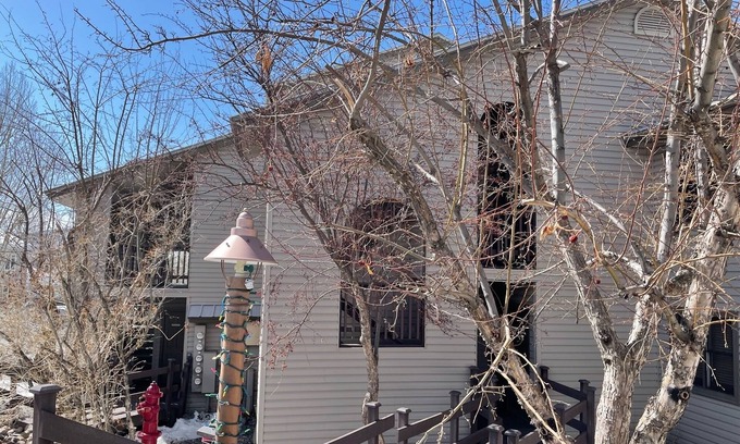 Steamboat Springs Condo | Sunburst Resort Steamboat Springs 2 BDR/2BTH beautiful spacious condo