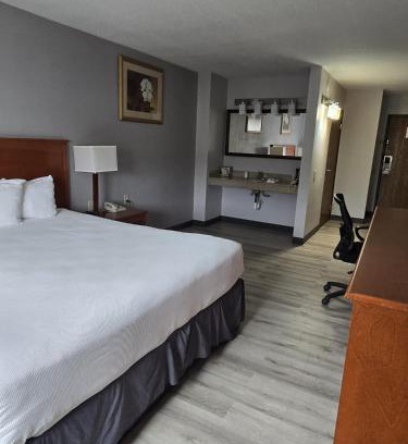 Fairfield Hotel | Sunflower Hotel
