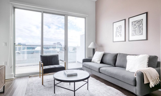 Del Rey Apartment | Sunlit Marina Del Rey 1BR w/Terrace, Pool & Gym, nr 405, by Blueground