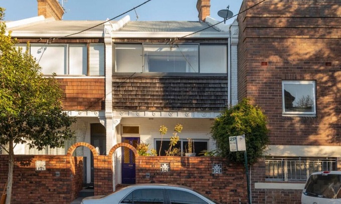 Surry Hills Condo | Sunny Apartment in Surry Hills