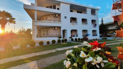 Gjerana House | Sunny apartments