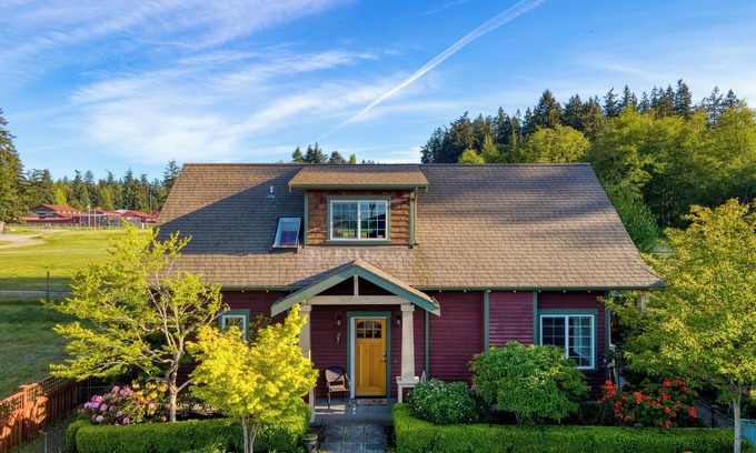 Langley House | Sunny Backyard, Fireplace, Coastal Access in Peaceful Neighborhood Near Shopping