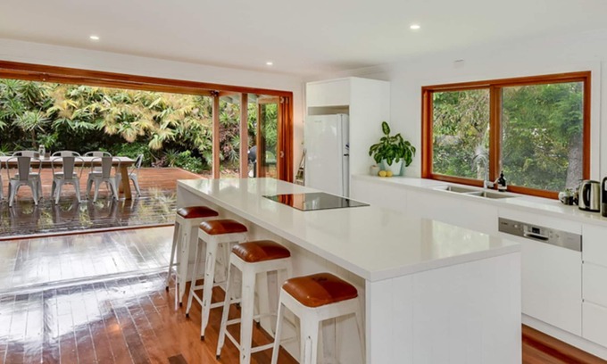 Moffat Beach House | Sunny Beach Haven Moffat