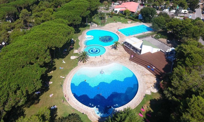 Baia Domizia Ski Chalet | Sunny Chalet in Baia Domizia