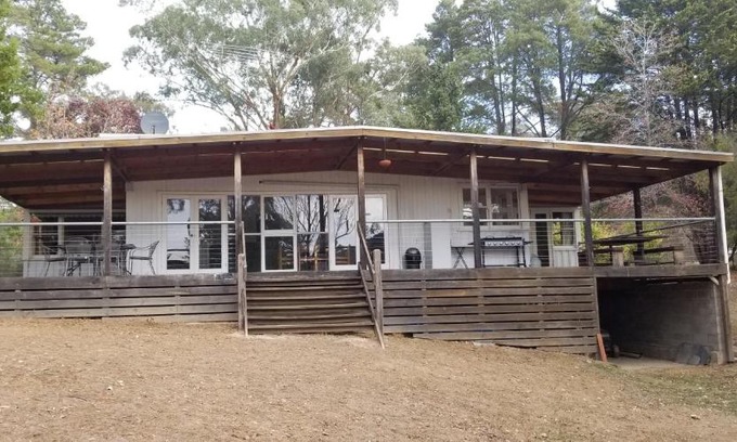 Taylor Bay House | Sunny Corner Lake Eildon