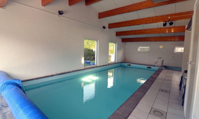 Awagne Cottage | Sunny Cottage with Pool