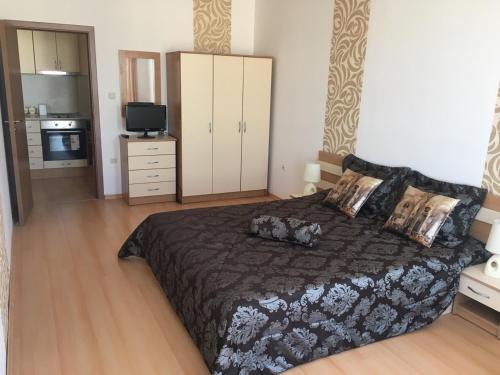 Tankovo Apartment | Sunny Day 6
