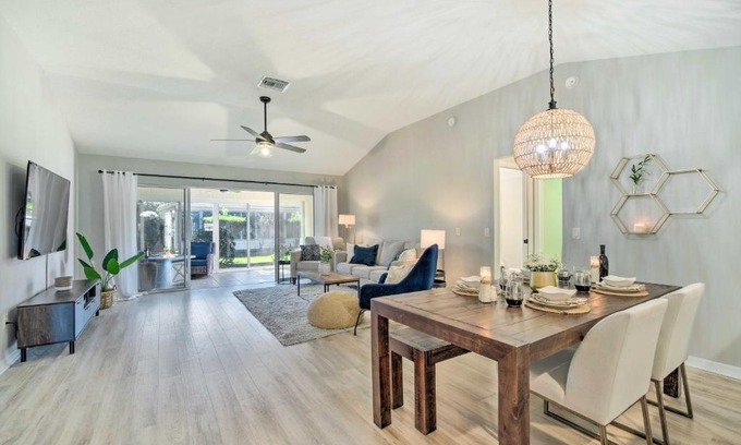 Winifred House | Sunny Home with Golf Cart in The Villages!