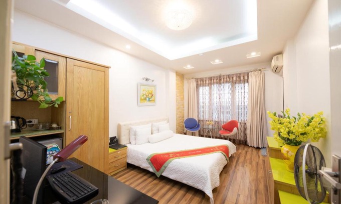 Lang Ha Hotel | Sunny Hotel