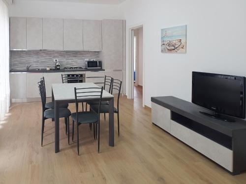 Carasco House | Sunny House