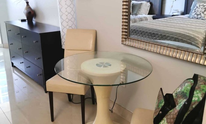 Sunny Isles Beach Apartment | Sunny Isles Florida ,beach front ,studio for rent.