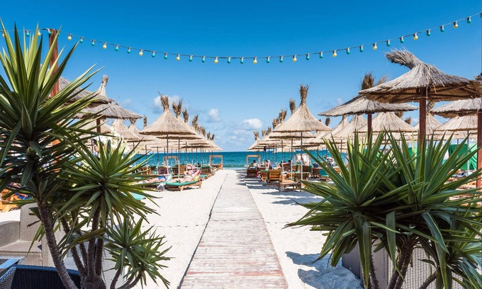 Constanta Apartment | Sunny, Modern Apt. by the Beach ♥