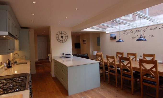 Teignmouth Cottage | SUNNY MOUNT, family friendly, country holiday cottage in Teignmouth