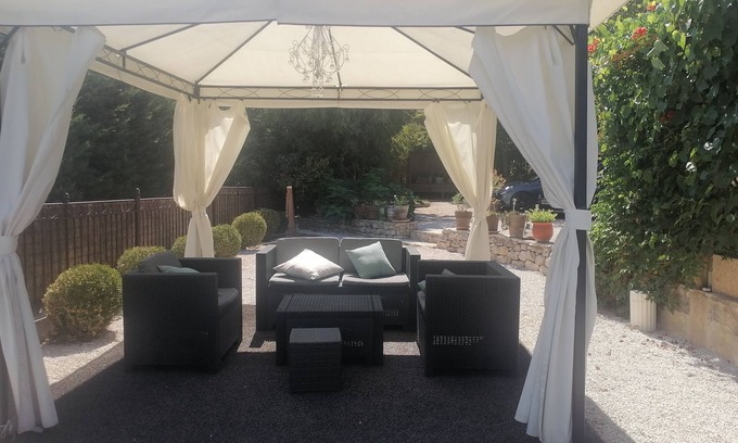 Grand Sud House | SUNNY PLACE! Provencal house with pool 5 min from Aix en Provence