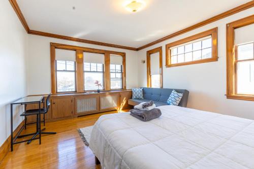 Oak Square House | Sunny Private Bedroom #5