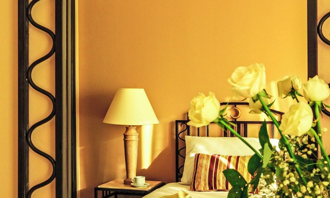 Al Mamsha El Seyahi House | Sunny Retreat! 4 Family-Friendly Units with Outdoor Pool and Balcony
