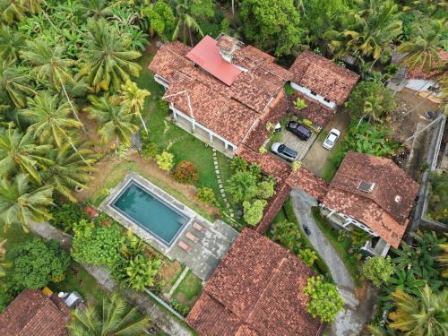 Akurala Hotel | Sunny's Garden Hotel