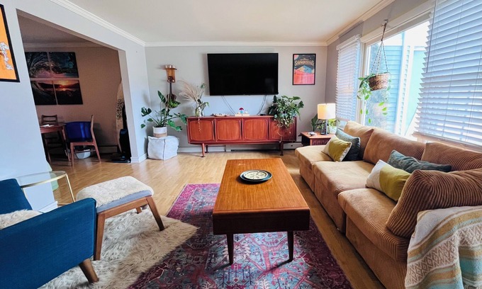 Winter Harbor Condo | Sunny Side Up Schoodic Retreat. Pet-Friendly!