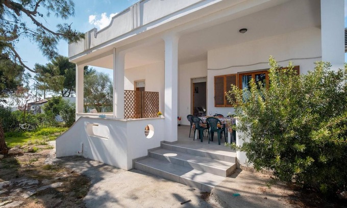 Torre Lapillo House | Sunrise Apartment in Villa With Private Parking and Air Conditioning