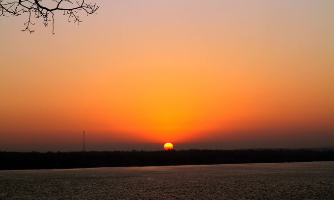 Vinita House | "Sunrise Cottage" Beautiful Lakefront Panoramic View W/Hot Tub and Boat Dock