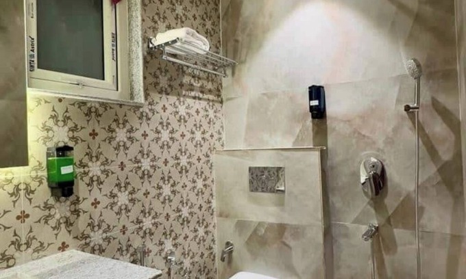 Vasant Kunj Apartment | Sunrise homes family suite